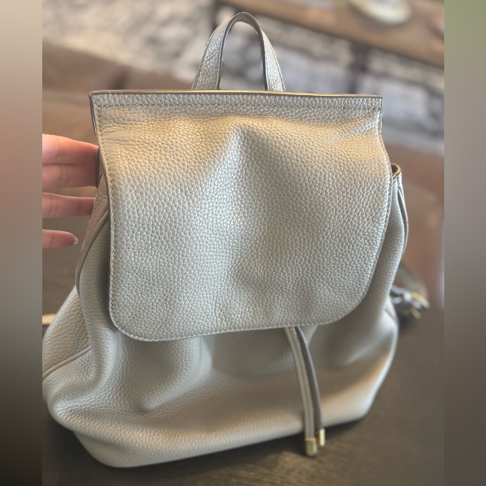 MARC JACOBS pebble leather taupe grey backpack purse gold hardware small medium - Picture 2 of 14